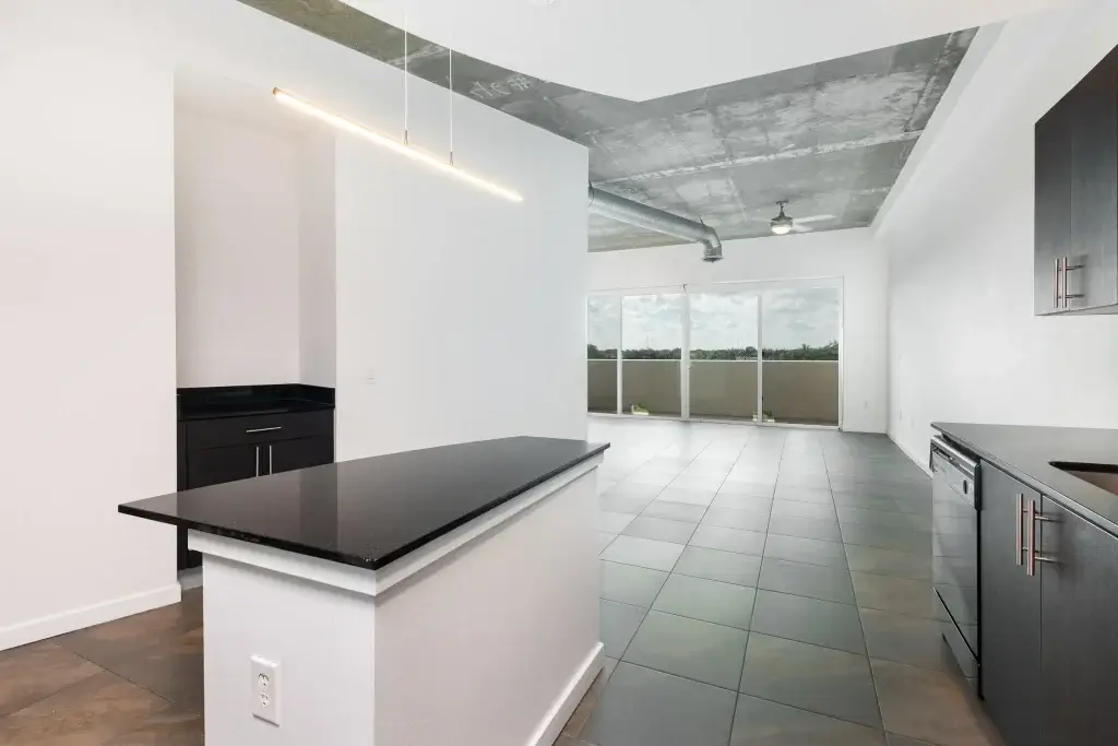 fl ankr s3 0x1 850sqft kitchen dining room